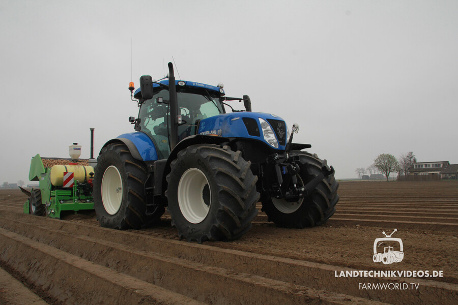 New Holland Traktoren_10.jpg